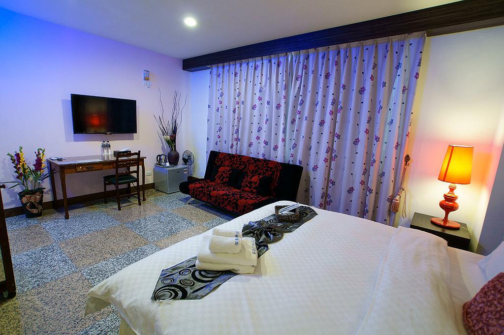 台東市安慶67套房館歡迎短租長租 Taitung Bagian luar foto